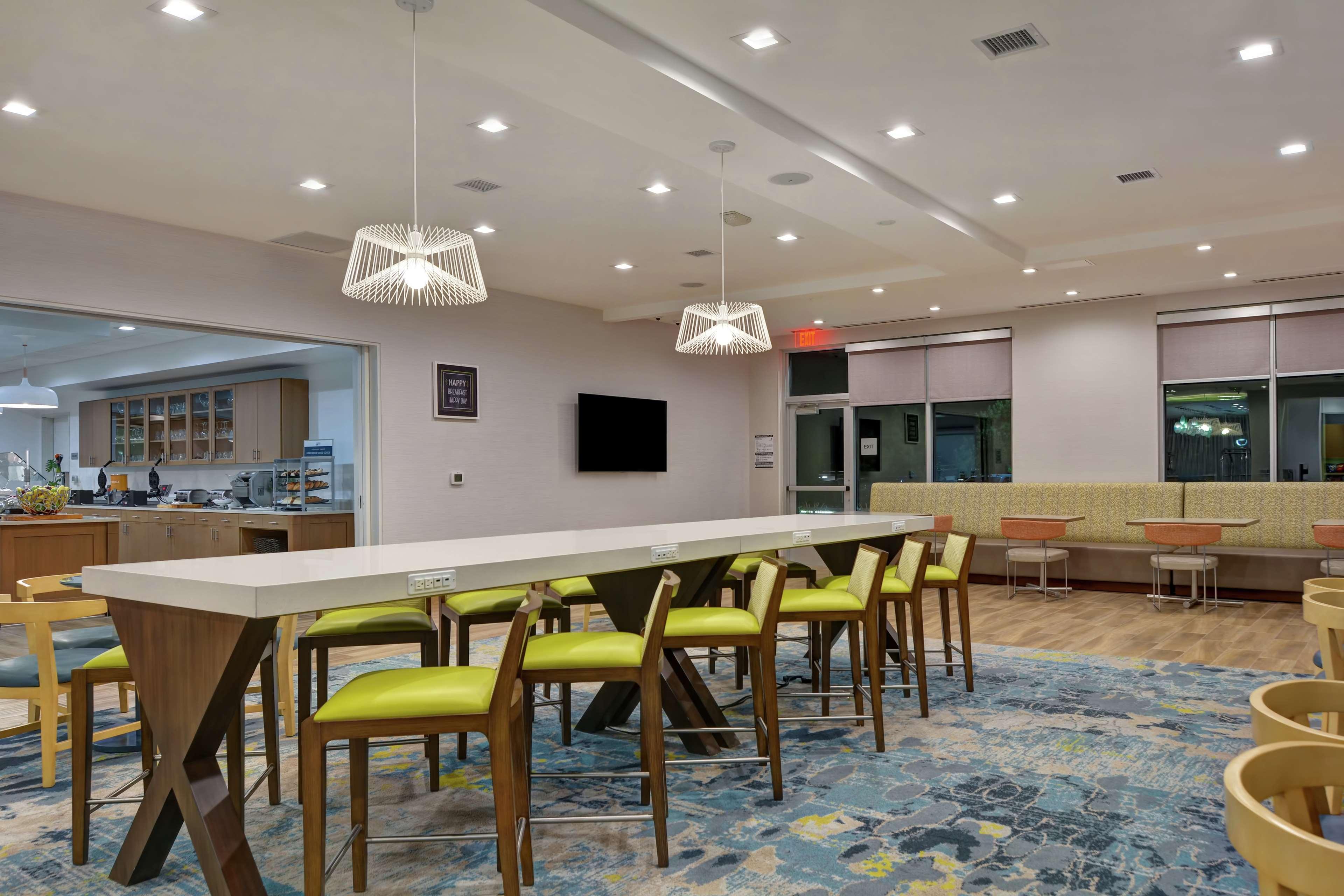 Hampton Inn Chula Vista Eastlake Exterior photo