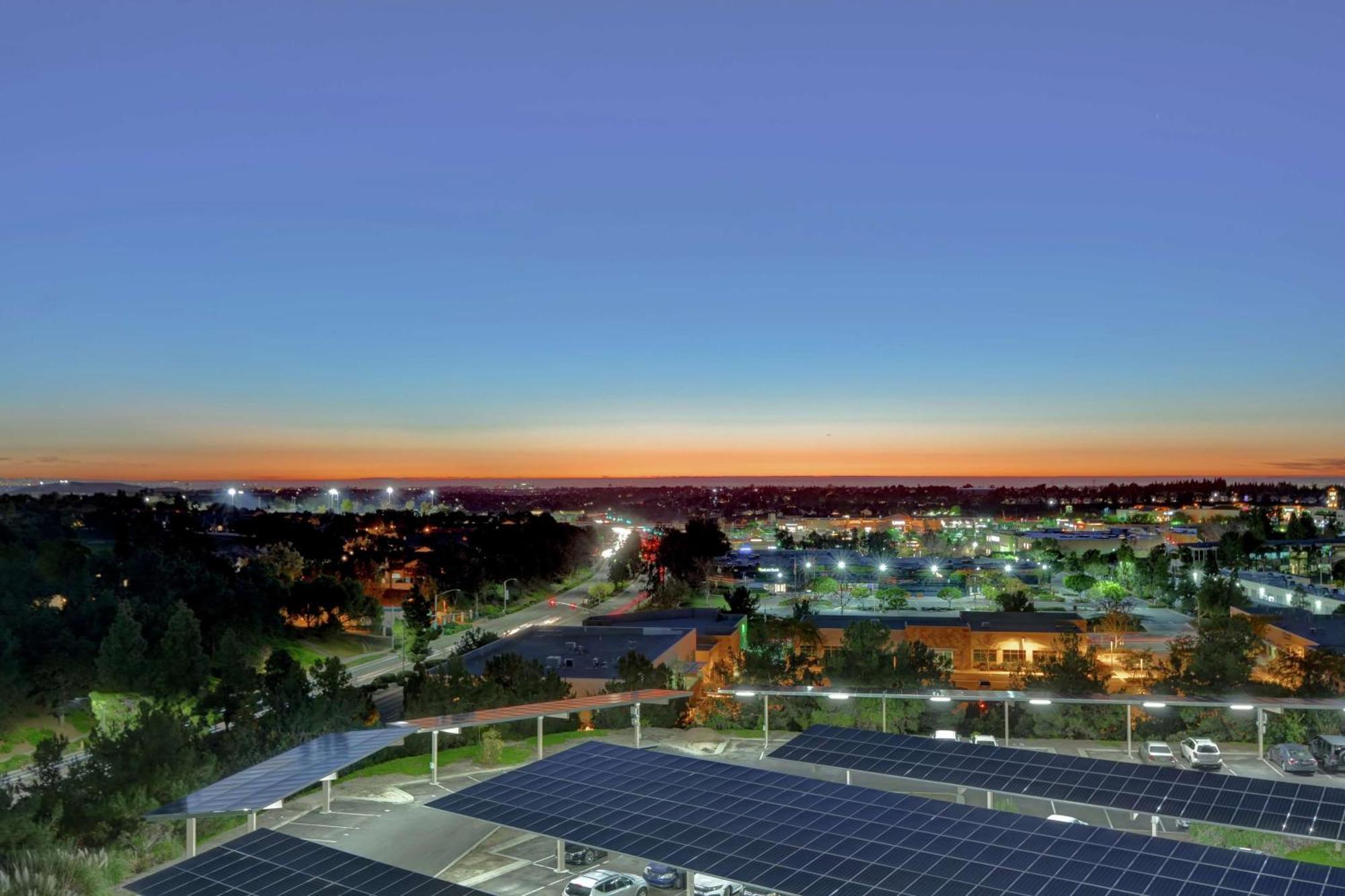 Hampton Inn Chula Vista Eastlake Exterior photo